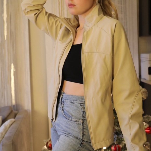 Cream/beige light jacket - Picture 2 of 5